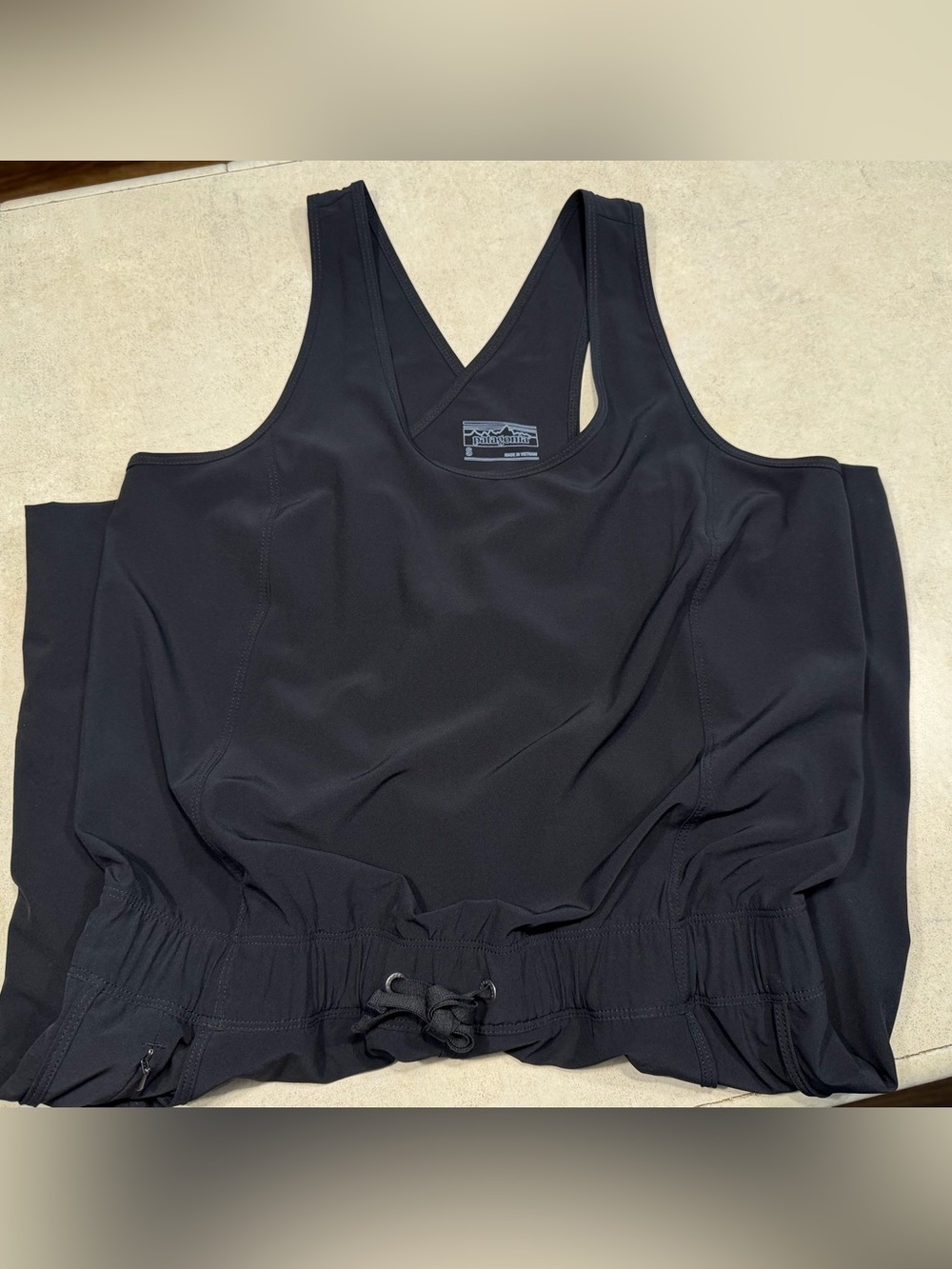 Patagonia SMALL Black Fleetwith Sleeveless Drawstring Jumpsuit NWOT NEVER WORN 😍 - Picture 13 of 16